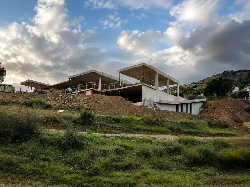 Obra nova a Port de la Selva